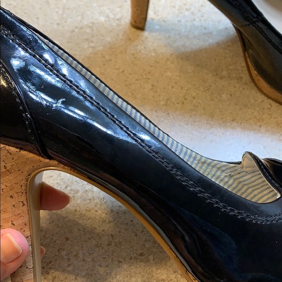 Nine West Black Peep-toe Shoes - Picture 8 of 8